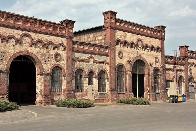 Okolní industriální architektura a Městská jatka